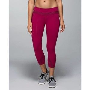 Lululemon Run Inspire Crop II Bumble Berry Leggings - Size 6